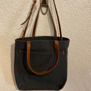 Madewell Medium Transport Tote and Pouch